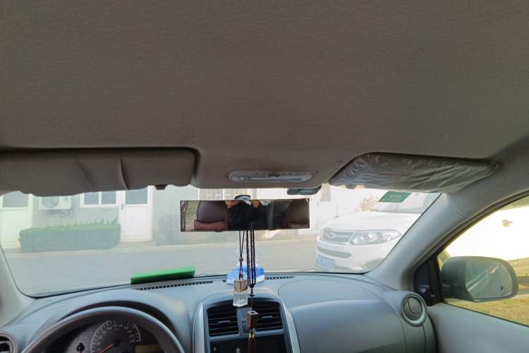 Used Nissan Sunny 2015 1.5XE CVT Comfort Edition Headliner