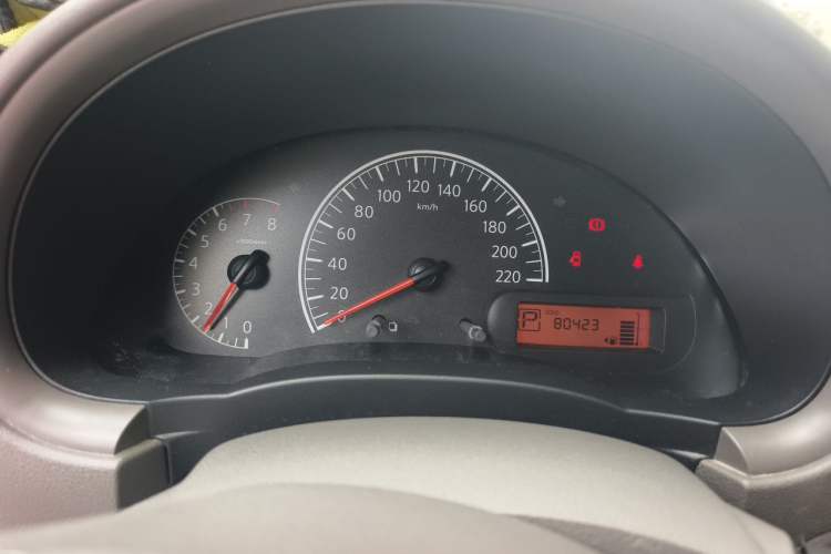 Used Nissan Sunny 2015 1.5XE CVT Comfort Edition Instrument Cluster