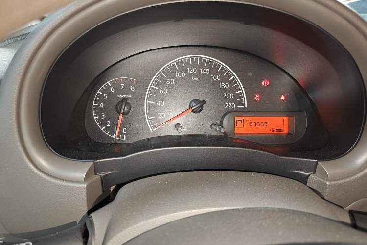 Used Nissan Sunny 2015 1.5XE CVT Elite Edition Instrument Cluster