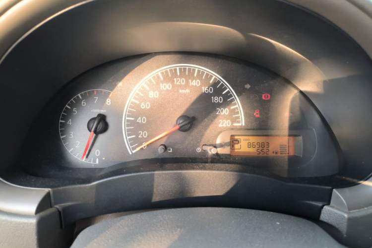 Used Nissan Sunny 2015 1.5XE CVT Elite Edition Instrument Cluster