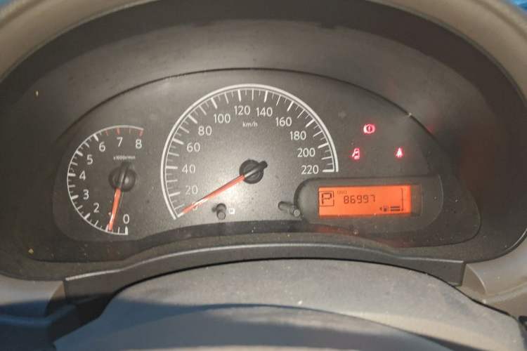 Used Nissan Sunny 2015 1.5XE CVT Comfort Edition Instrument Cluster