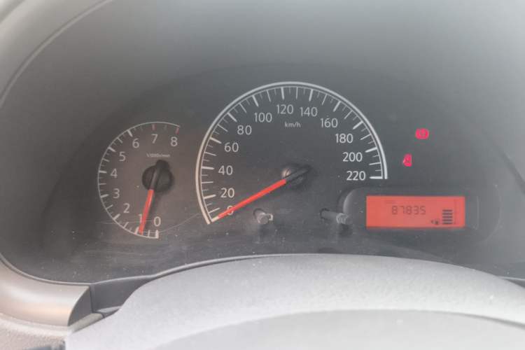 Used Nissan Sunny 2015 1.5XE Manual Master Edition Instrument Cluster