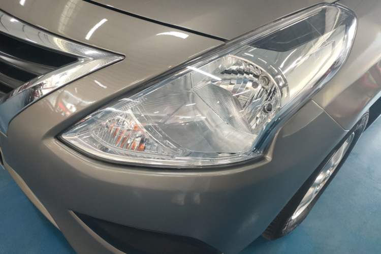 Used Nissan Sunny 2015 1.5XE CVT Comfort Edition Left Front Headlight