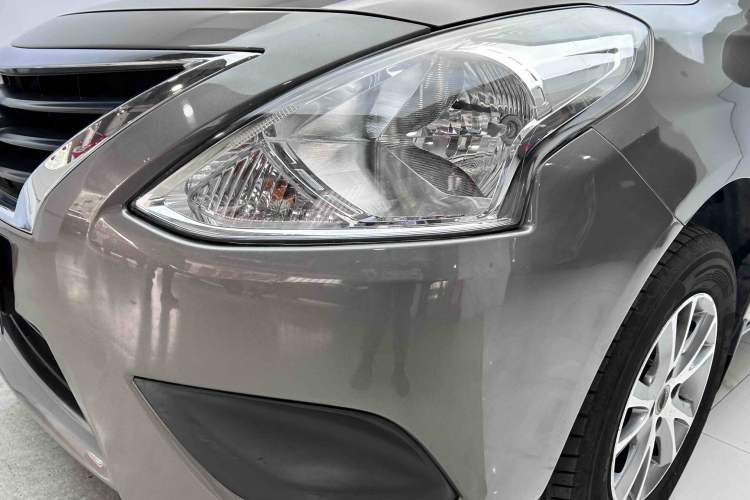 Used Nissan Sunny 2015 1.5XE CVT Comfort Edition Left Front Headlight