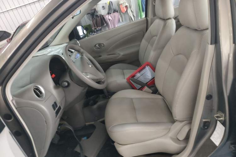 Used Nissan Sunny 2015 1.5XE CVT Comfort Edition Left Front Seat