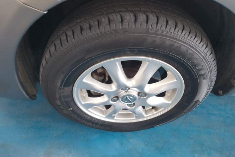 Used Nissan Sunny 2015 1.5XE CVT Comfort Edition Left Front Wheel Hub