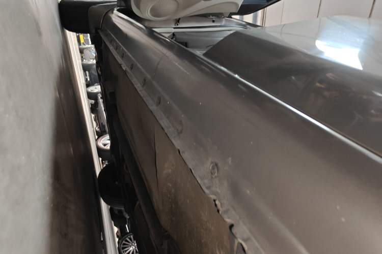 Used Nissan Sunny 2015 1.5XE CVT Elite Edition Left Side Sill