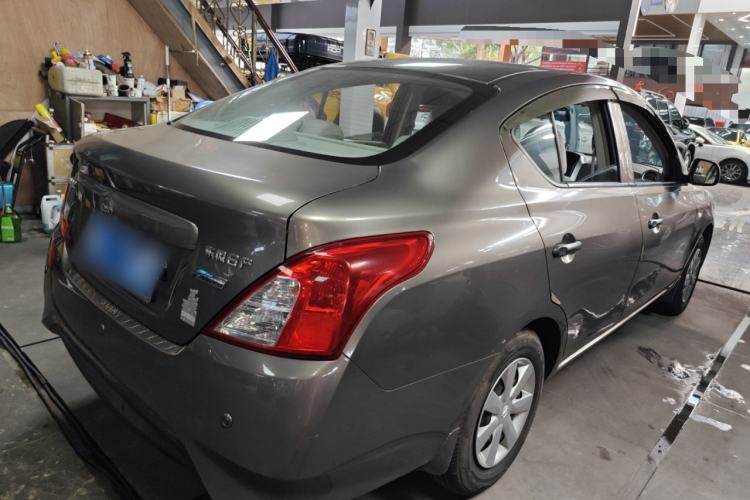 Used Nissan Sunny 2015 1.5XE CVT Elite Edition Rear Right 45 Deg