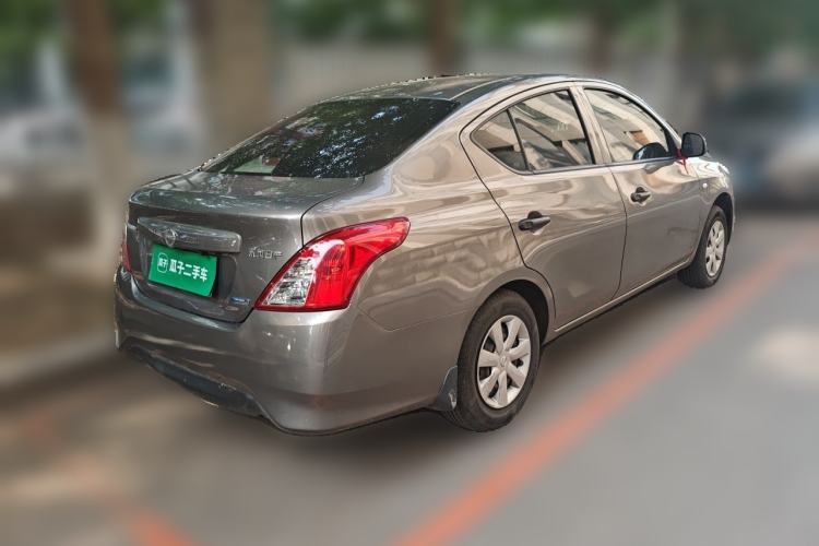 Used Nissan Sunny 2015 1.5XE Manual Comfort Edition Rear Right 45 Deg
