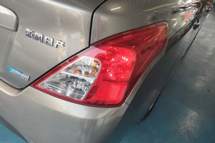 Used Nissan Sunny 2015 1.5XE CVT Comfort Edition Right Rear Taillight