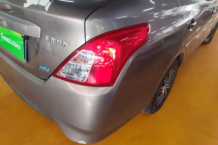 Used Nissan Sunny 2015 1.5XE Manual Comfort Edition Right Rear Taillight