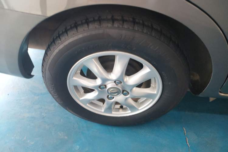 Used Nissan Sunny 2015 1.5XE CVT Comfort Edition Right Rear Wheel Hub