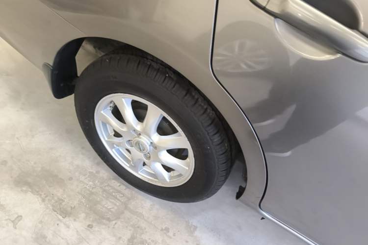Used Nissan Sunny 2015 1.5XE CVT Comfort Edition Right Rear Wheel Hub