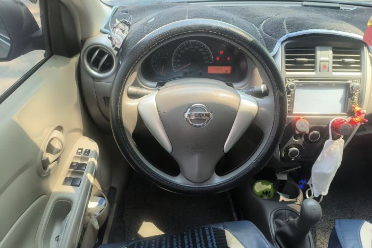 Used Nissan Sunny 2015 1.5XE Manual Master Edition Steering Wheel