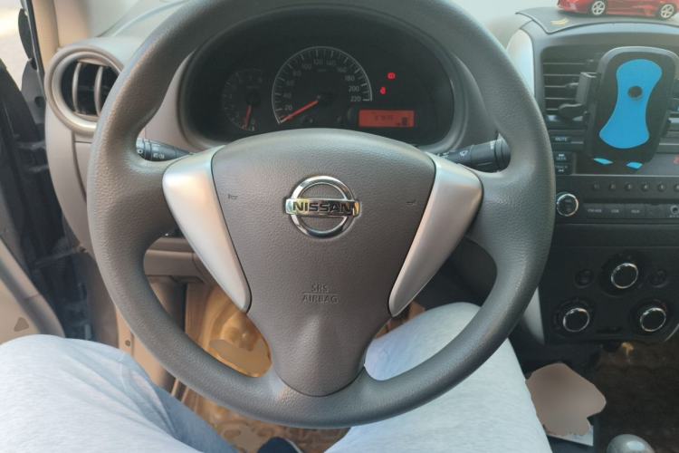Used Nissan Sunny 2015 1.5XE Manual Master Edition Steering Wheel