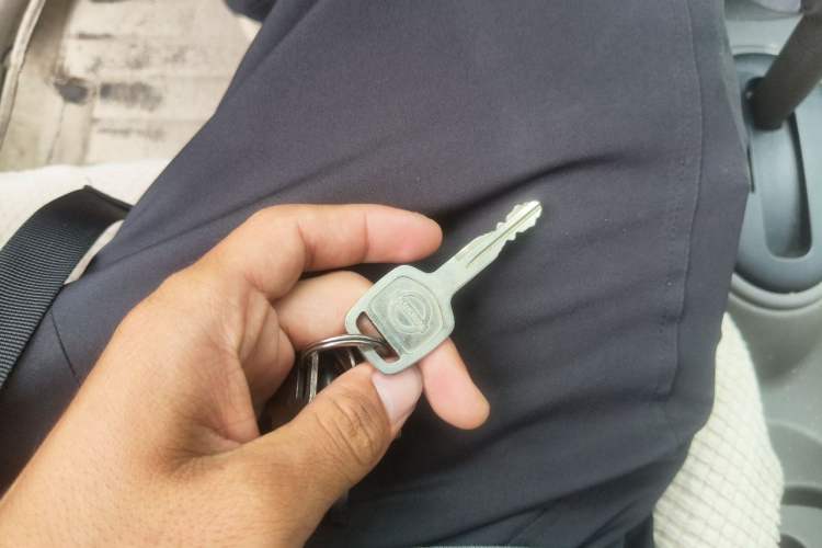 Used Nissan Sunny 2015 1.5XE CVT Comfort Edition Vehicle Key