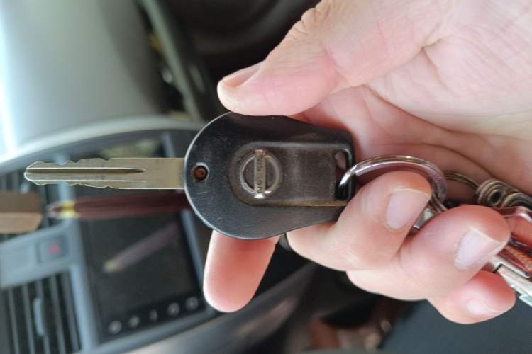 Used Nissan Sunny 2015 1.5XE CVT Comfort Edition Vehicle Key