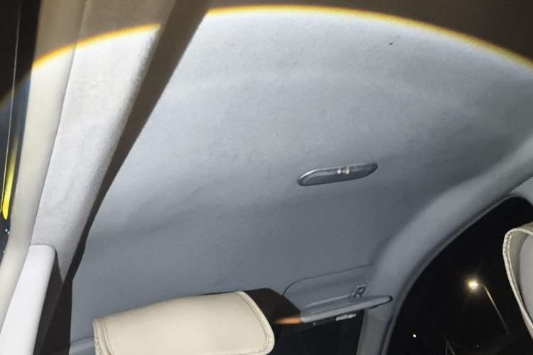 Used Nissan Sunny 2015 1.5XE Manual Comfort Edition Headliner