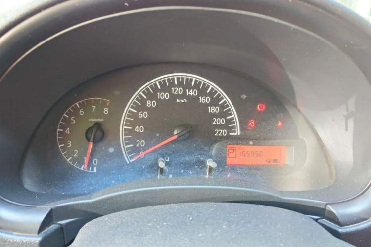 Used Nissan Sunny 2015 1.5XE CVT Master Edition Instrument Cluster