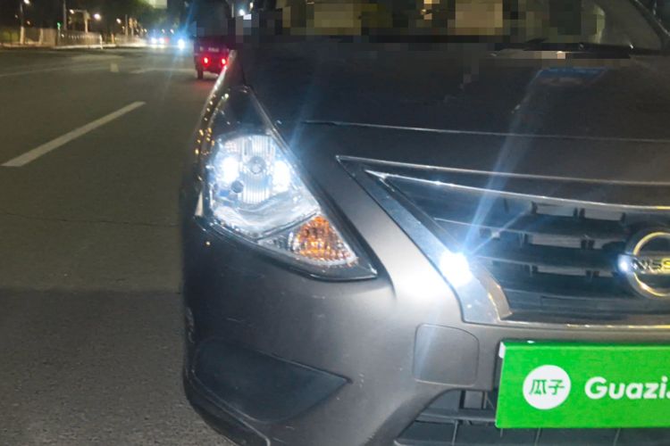 Used Nissan Sunny 2015 1.5XE Manual Comfort Edition Right Front Headlight