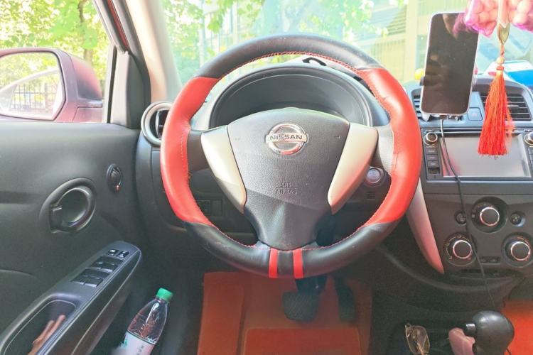 Used Nissan Sunny 2015 1.5XE CVT Master Edition Steering Wheel