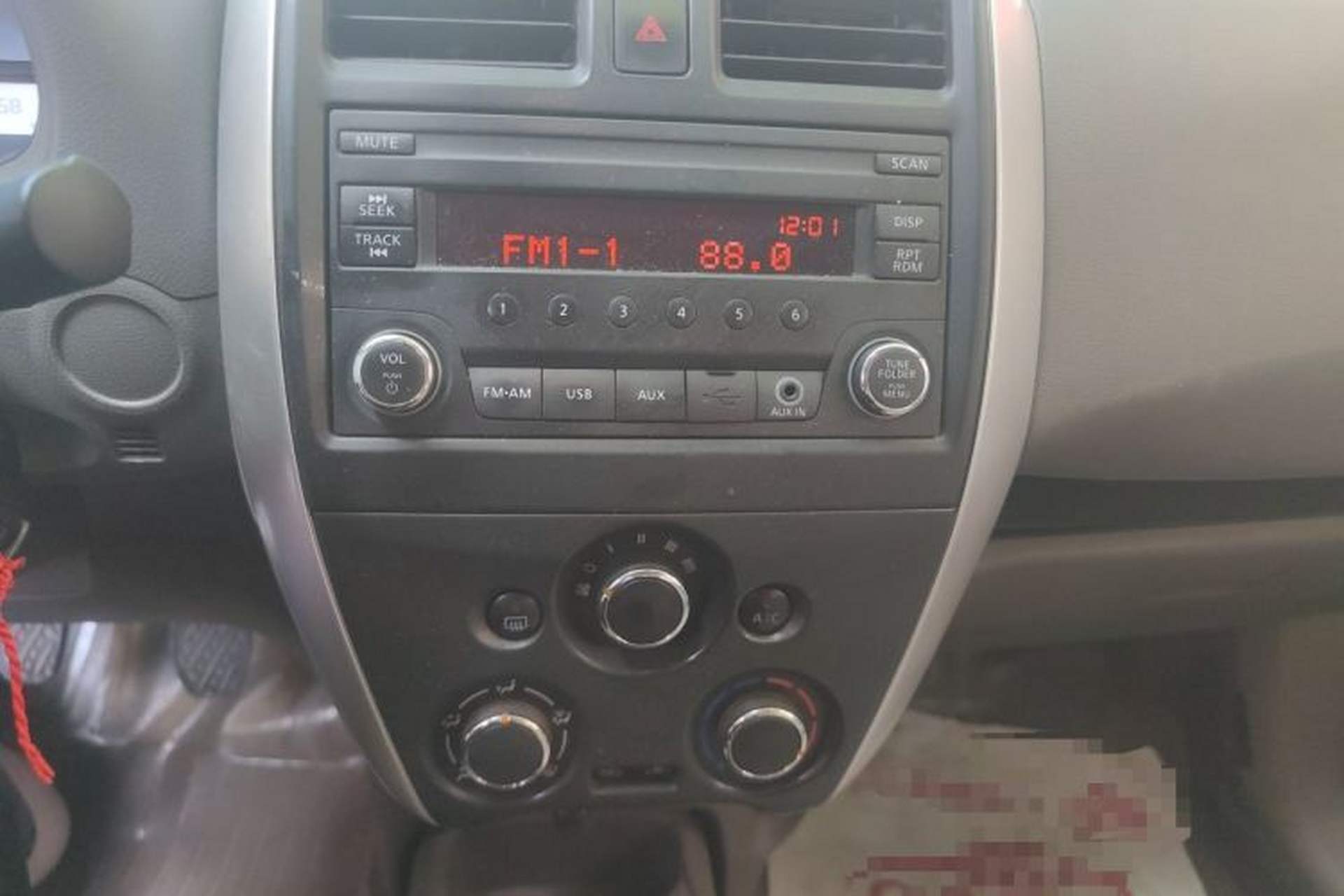 Used Nissan Sunny 2015 1.5XE Manual Elite Edition Audio And AC Panel