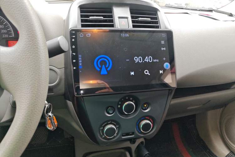 Used Nissan Sunny 2015 1.5XE CVT Comfort Edition Audio And AC Panel
