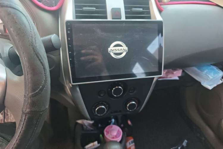 Used Nissan Sunny 2015 1.5XE CVT Comfort Edition Audio And AC Panel