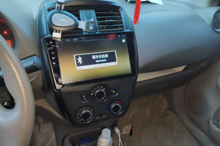 Used Nissan Sunny 2015 1.5XE CVT Comfort Edition Audio And AC Panel