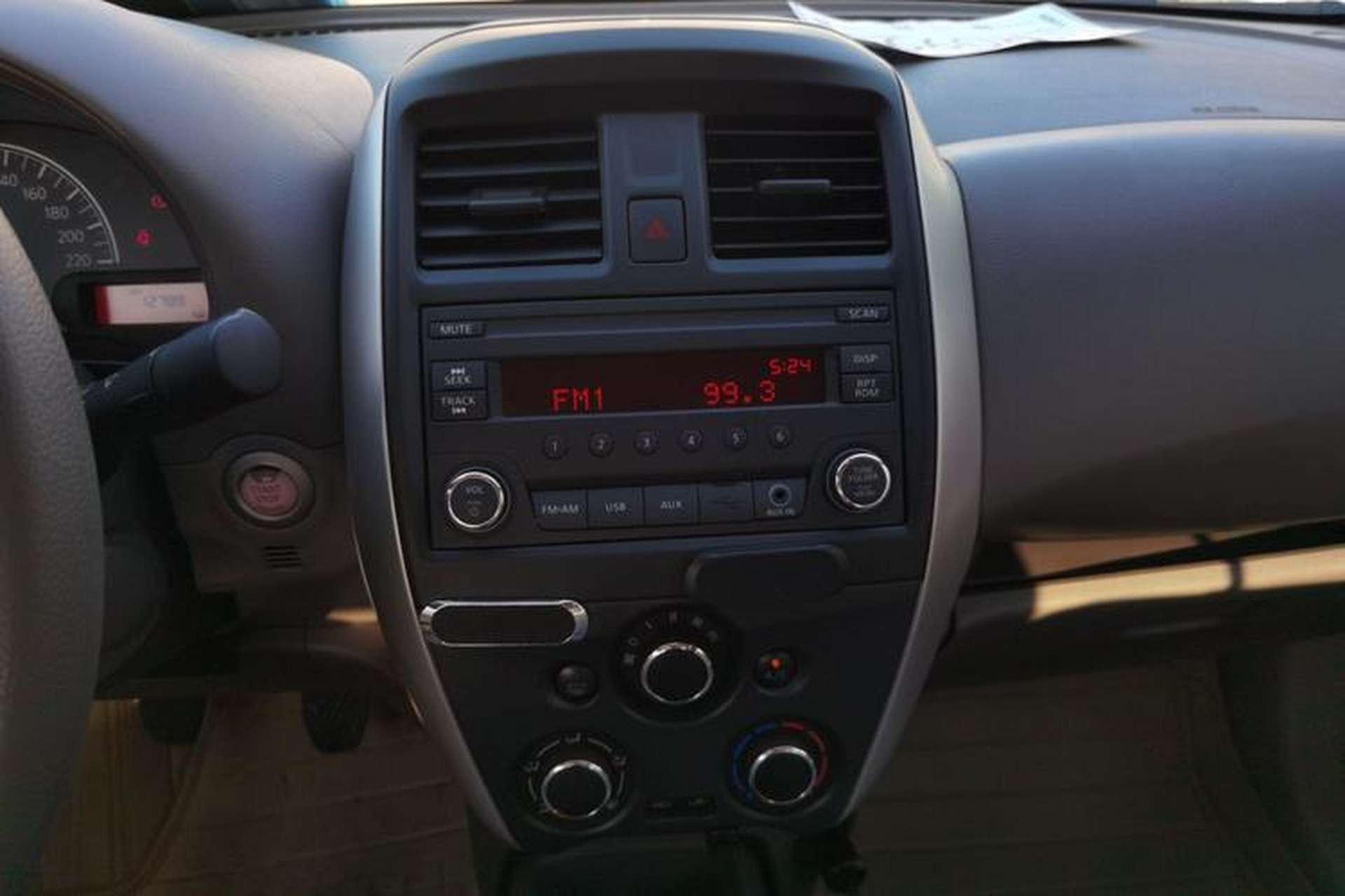 Used Nissan Sunny 2015 1.5XE Manual Master Edition Audio And AC Panel