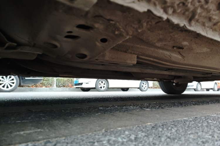 Used Nissan Sunny 2015 1.5XE Manual Comfort Edition Chassis Front Left