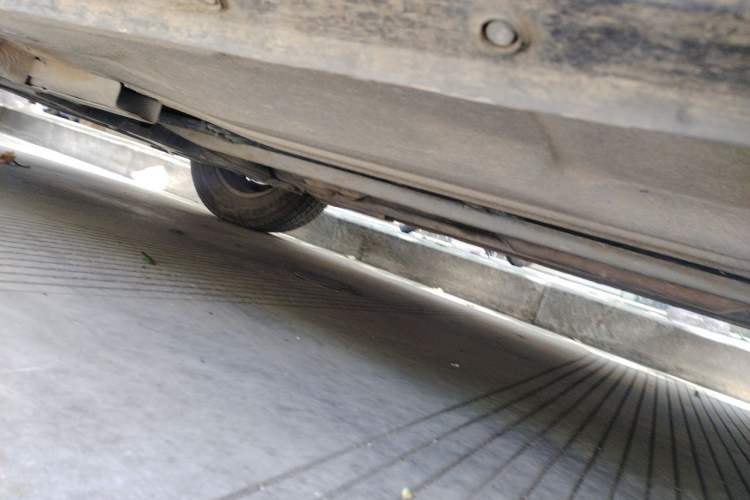 Used Nissan Sunny 2015 1.5XE Manual Comfort Edition Chassis Front Left