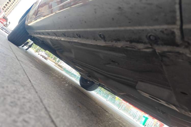 Used Nissan Sunny 2015 1.5XE Manual Comfort Edition Chassis Front Right