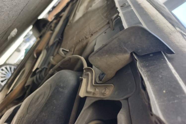 Used Nissan Sunny 2015 1.5XE CVT Master Edition Chassis Rear Left