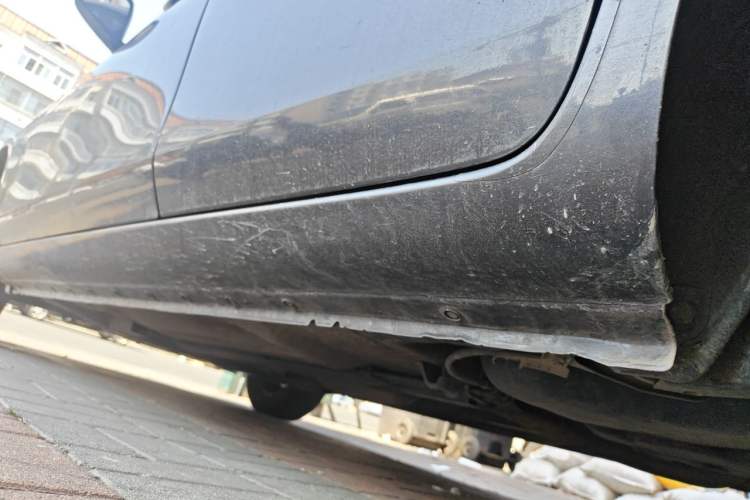 Used Nissan Sunny 2015 1.5XE Manual Elite Edition Chassis Rear Left