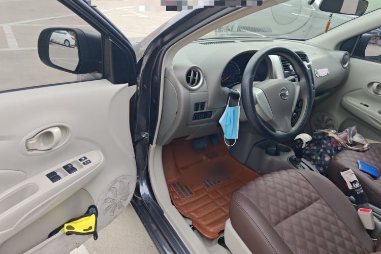 Used Nissan Sunny 2015 1.5XE CVT Master Edition Driver Seat