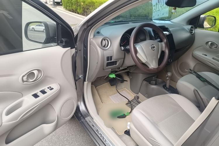 Used Nissan Sunny 2015 1.5XE CVT Comfort Edition Driver Seat