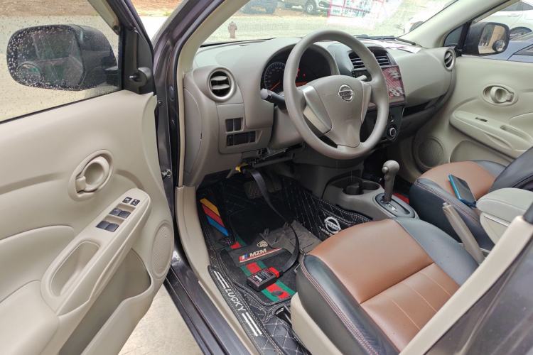 Used Nissan Sunny 2015 1.5XE CVT Comfort Edition Driver Seat