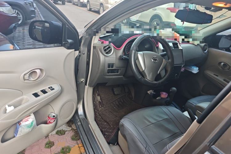 Used Nissan Sunny 2015 1.5XE CVT Comfort Edition Driver Seat