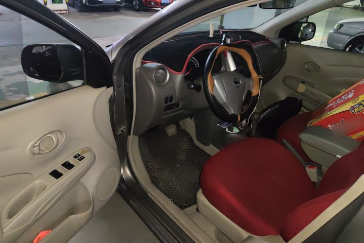 Used Nissan Sunny 2015 1.5XE CVT Master Edition Driver Seat