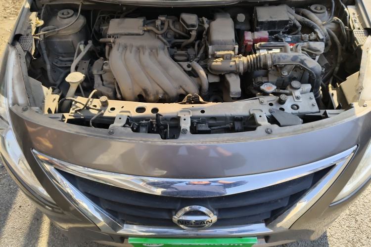 Used Nissan Sunny 2015 1.5XE CVT Comfort Edition Engine Bay