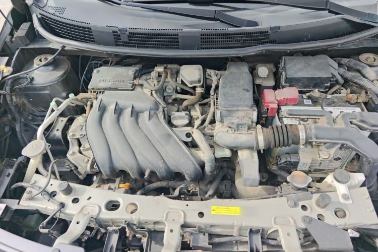 Used Nissan Sunny 2015 1.5XE CVT Master Edition Engine Bay