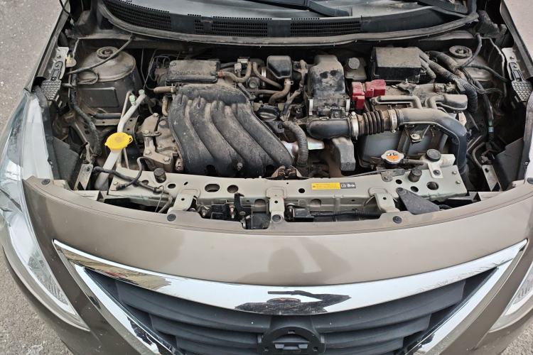 Used Nissan Sunny 2015 1.5XE Manual Comfort Edition Engine Bay