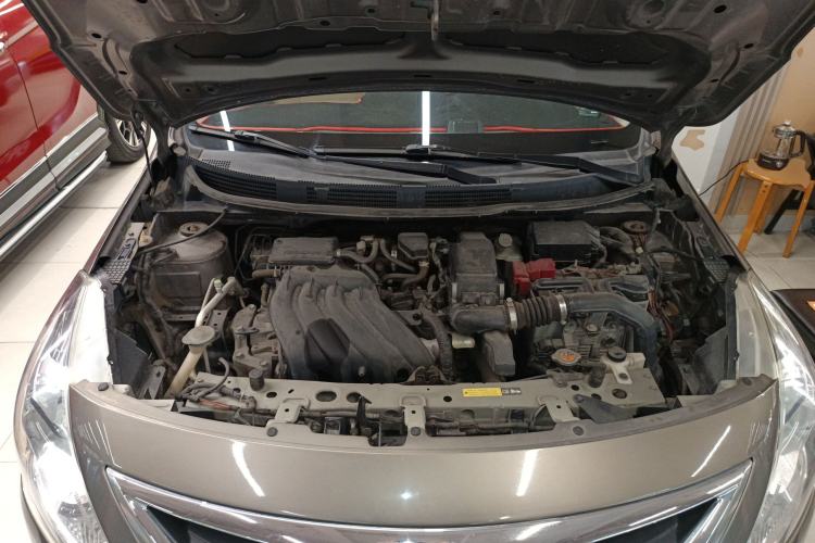 Used Nissan Sunny 2015 1.5XE CVT Comfort Edition Engine Bay