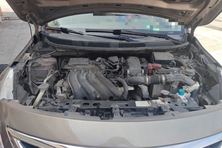 Used Nissan Sunny 2015 1.5XE Manual Comfort Edition Engine Bay