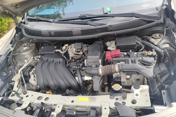 Used Nissan Sunny 2015 1.5XE CVT Comfort Edition Engine Bay
