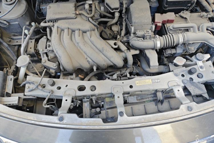 Used Nissan Sunny 2015 1.5XE CVT Comfort Edition Engine Bay