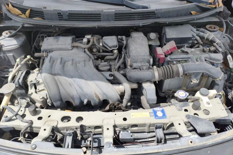 Used Nissan Sunny 2015 1.5XE Manual Elite Edition Engine Bay