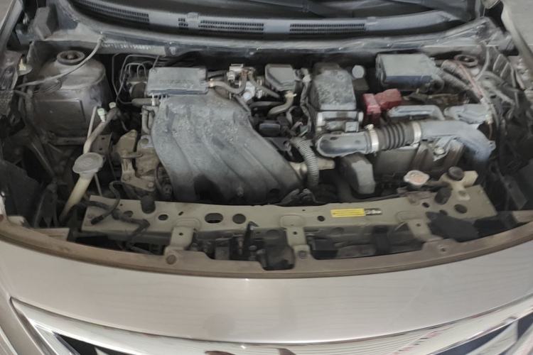 Used Nissan Sunny 2015 1.5XE Manual Comfort Edition Engine Bay