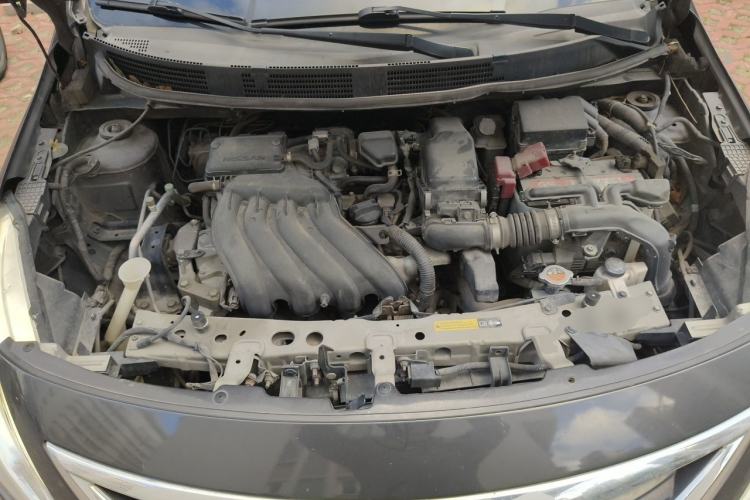 Used Nissan Sunny 2015 1.5XE CVT Comfort Edition Engine Bay